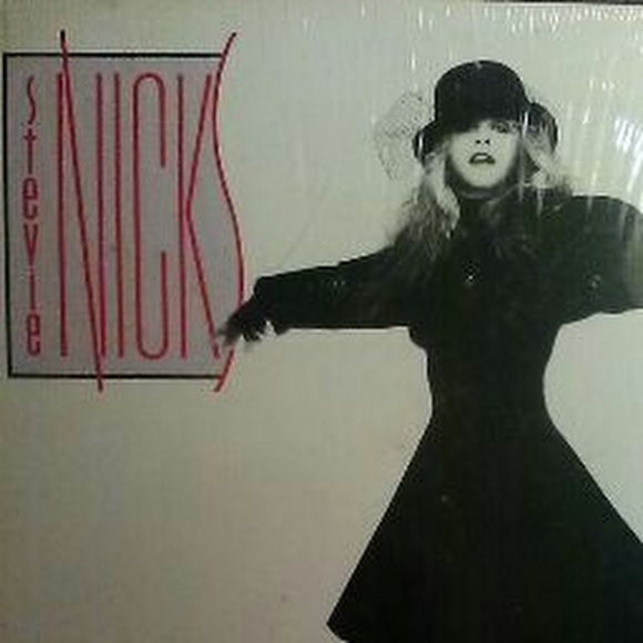 Profile Picture of Rose Quintal (@gekebe) on Poshmark