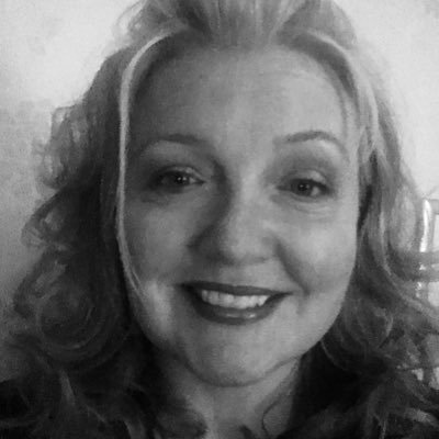 Profile Photo of Helen Myers (@Hunnybunny1974) on Twitter