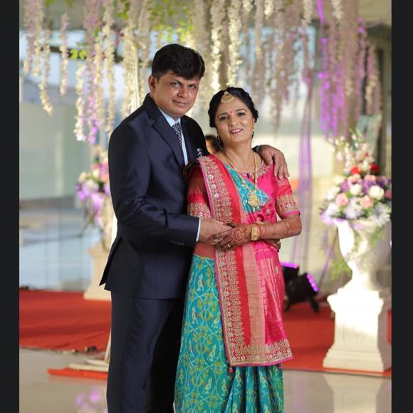 Profile Picture of Hina vipul Desai (@hina_desai) on Poshmark