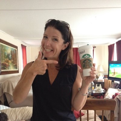 Profile Picture of Paula Healy (@PMH1982) on Twitter