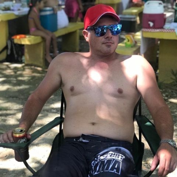 Profile Picture of Marcio cabide Cabide (@marciocabide) on Poshmark