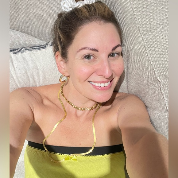 Profile Picture of Kaitlyn Scirbona (@kmooney872) on Poshmark