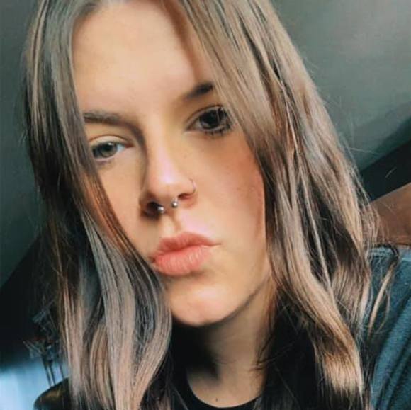 Profile Picture of Ashley Riebesell (@ashley_marie10) on Poshmark