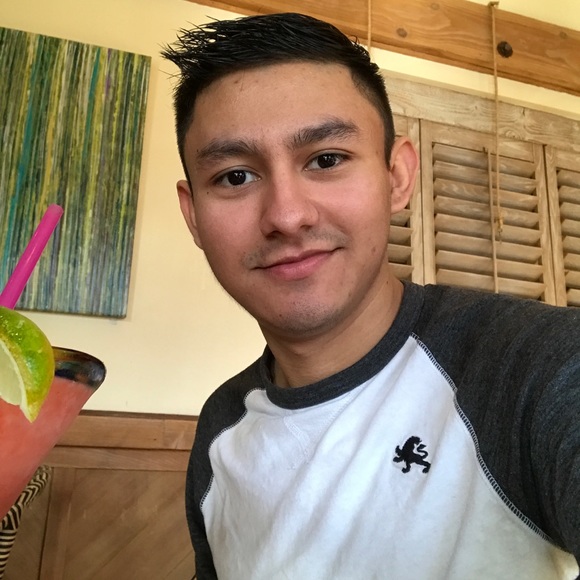 Profile Picture of Mario Duque (@duque16) on Poshmark