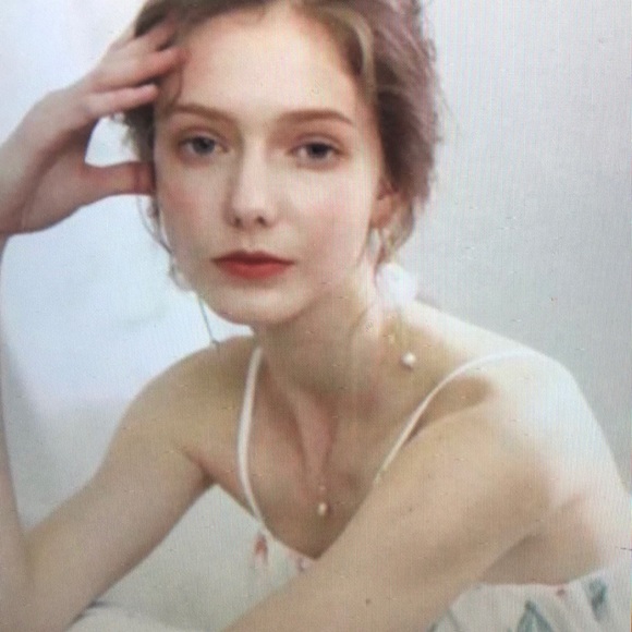 Profile Picture of Elsie Ruskin (@aliviacharl495) on Poshmark