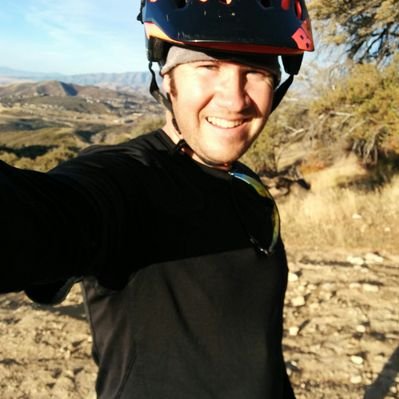 Profile Picture of Stephen Farnsworth (@steveandbike) on Twitter