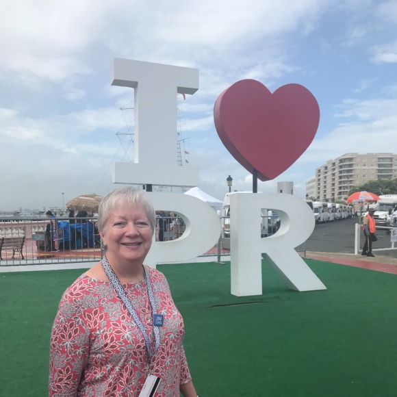 Profile Picture of Darlene Moszynski (@flyingdar) on Poshmark