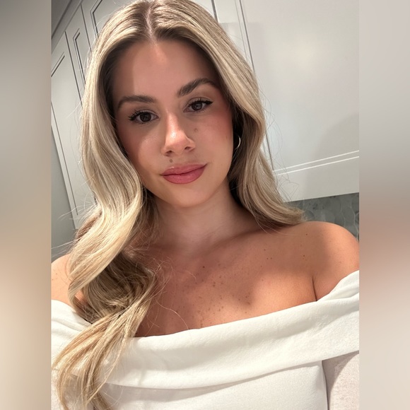 Profile Picture of Amanda Dolitsky (@amandadolitsky) on Poshmark