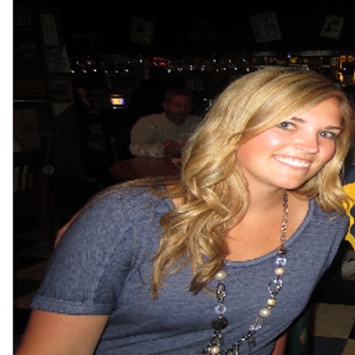 Profile Picture of Jessica McComb (@JessLeigh2584) on Twitter