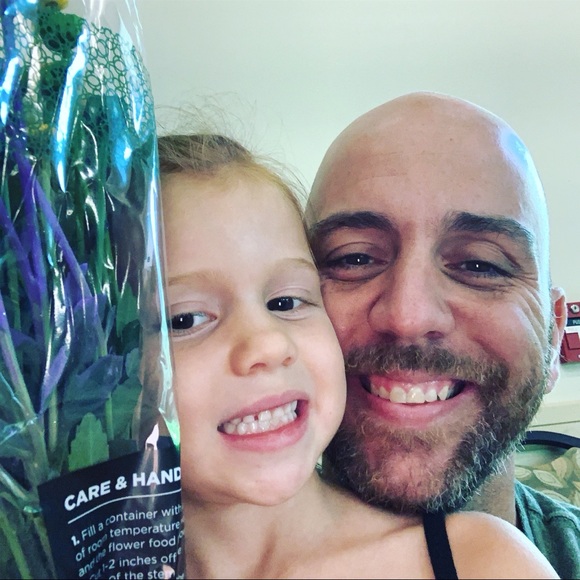 Profile Picture of Richard Sarlo (@rsarlo27) on Poshmark