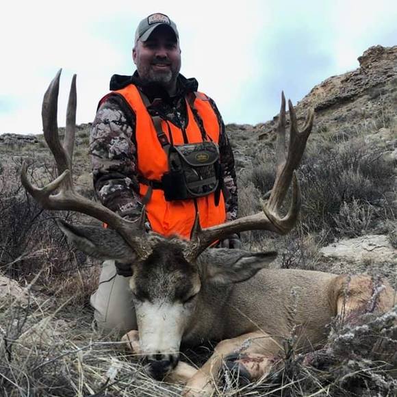 Profile Picture of Nathan Grummons (@ngrummons) on Poshmark