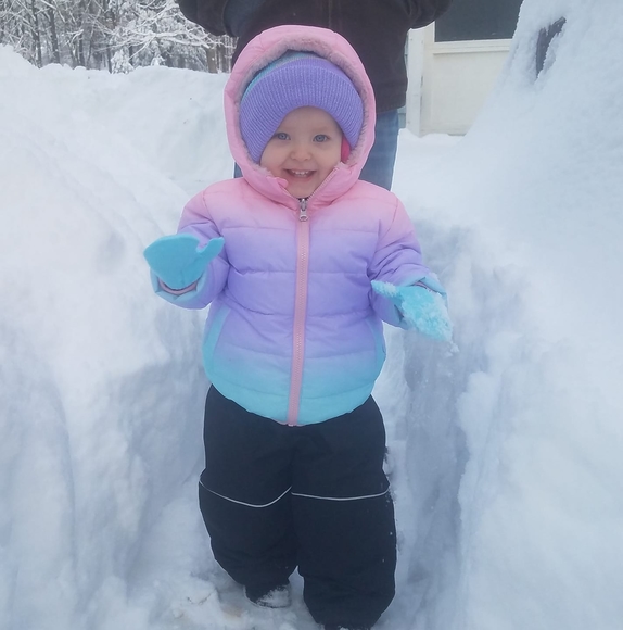 Profile Picture of Starr Nonnemacher (@starrshine67) on Poshmark