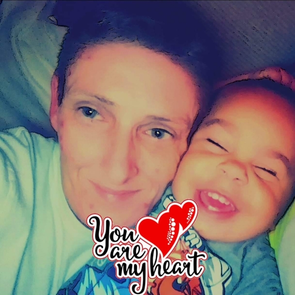 Profile Picture of Ronnie roy Laura roy (@ronnielaura) on Poshmark