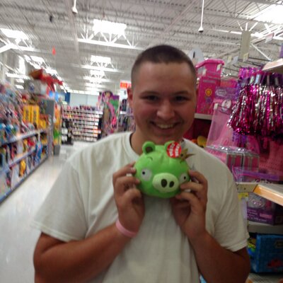 Profile Picture of Michael Littell (@Mike_littell) on Twitter