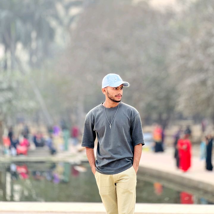 Profile Picture of 🖤––off line ––🖤 (@fahimmark3) on Tiktok