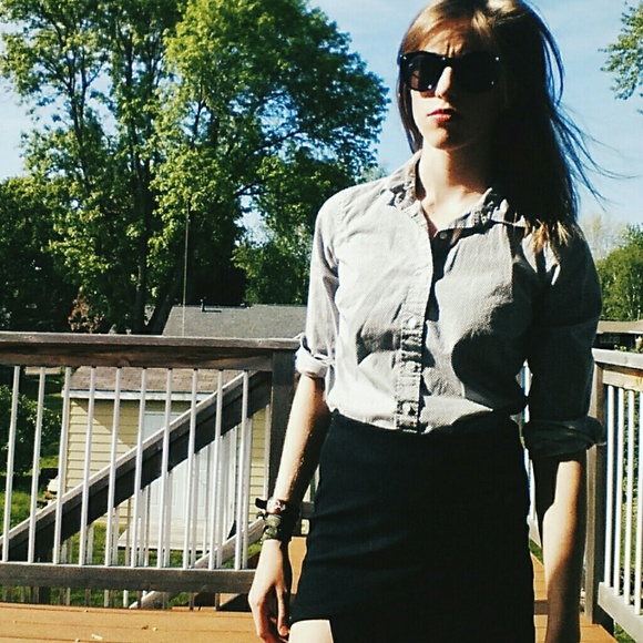 Profile Picture of Caitlin Buckvold (@caitlinbuckvold) on Poshmark