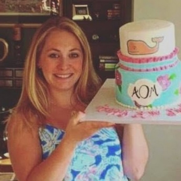 Profile Picture of Allison Olivieri (@olivieria62) on Poshmark