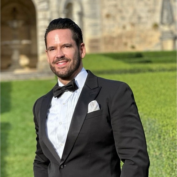 Profile Picture of Harrison Shullo (@harrisonshullo) on Poshmark