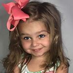 Profile Picture of Skylar James 🍪 