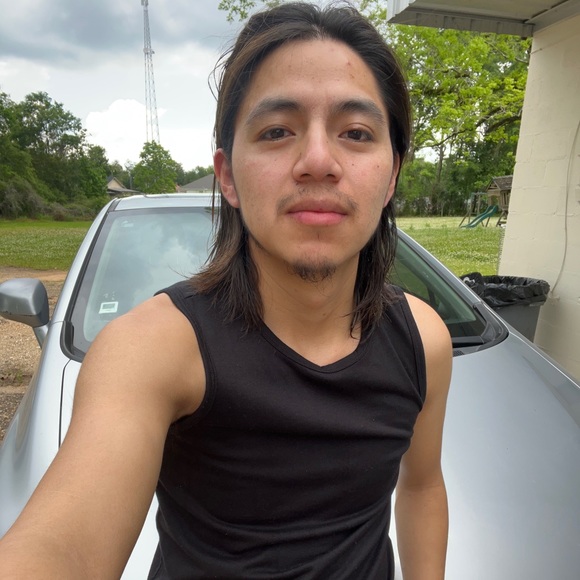 Profile Picture of Nicolas Juarez (@nicolasjuare825) on Poshmark