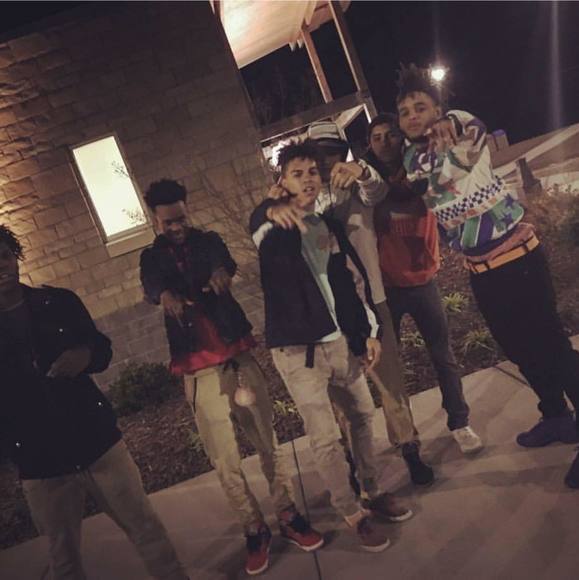 Profile Picture of Andrew Baxter (@drew_bax) on Poshmark