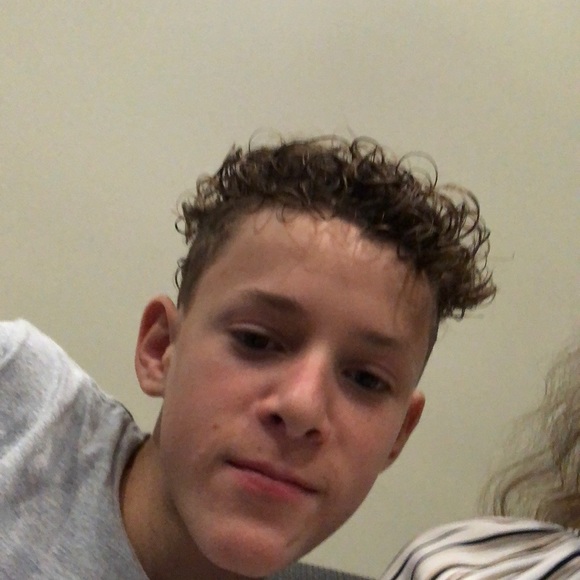 Profile Picture of Max Yurkevich (@tyuioop) on Poshmark