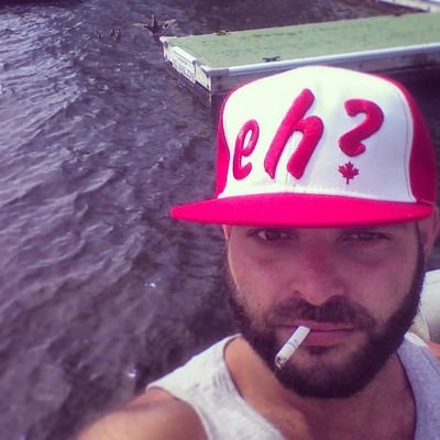 Profile Picture of Jay Taran (@YULmeander) on Twitter