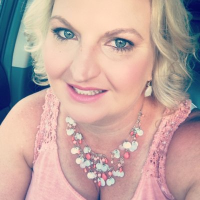 Profile Picture of Jill Downs (@jill787900) on Twitter