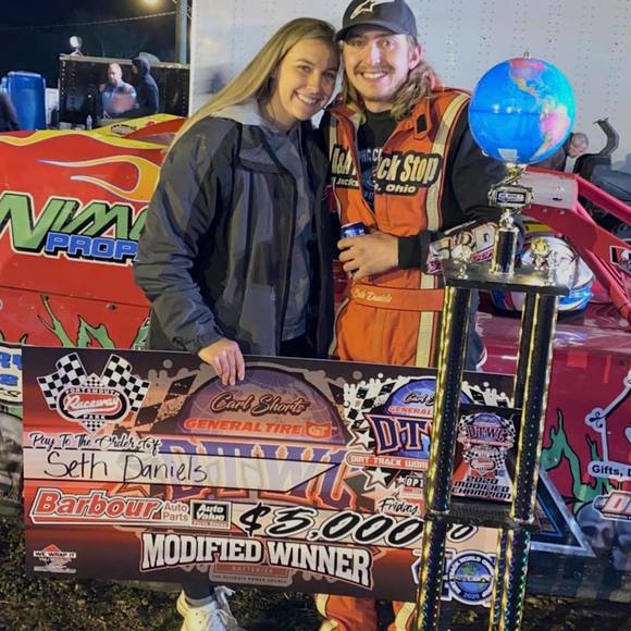 Carissa Lambert - Poshmark Profile Picture of Carissa Lambert (@carissallambert) on Poshmark