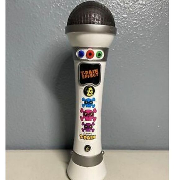 Profile Picture of Marilu Kathan (@marilukathan) on Poshmark