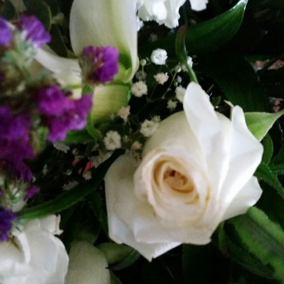 Profile Picture of Goretti Flores (@goretty80) on Poshmark