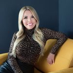 Profile Picture of Sarah Catherine Real Estate (@sarahcatherinerealestate) on Instagram