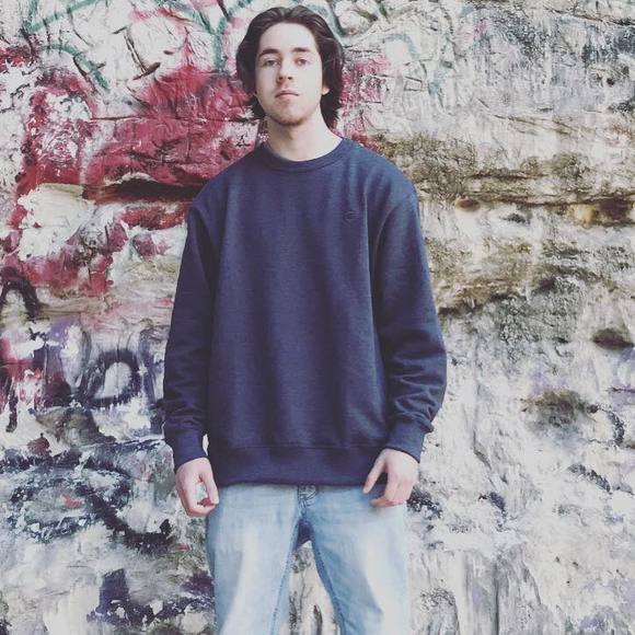 Profile Picture of David Hadden (@d_hadden) on Poshmark