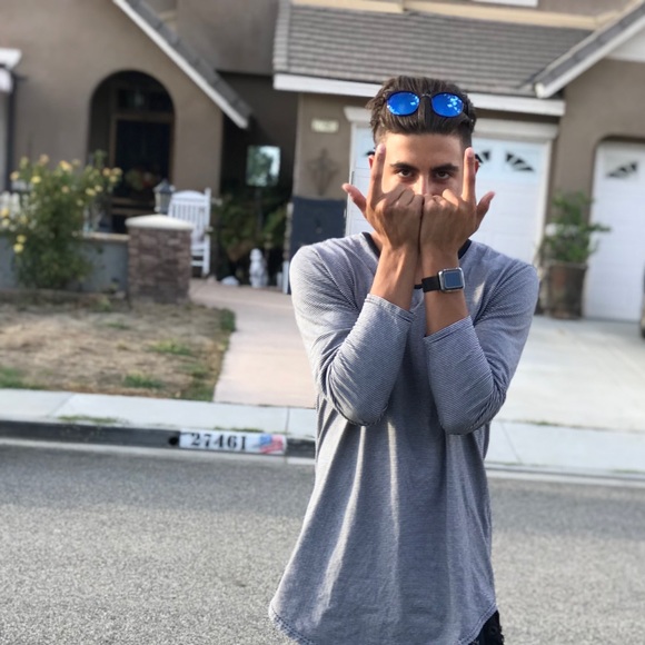 Profile Picture of Craig Lancaster (@craiglancaster) on Poshmark