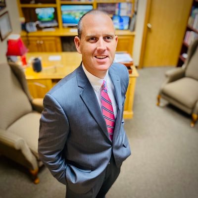 Profile Picture of Dr. Stuart Davidson (@Stu_Davidson) on Twitter