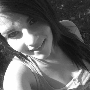 Profile Picture of Meg Lundstrom (@xxx_butifulangel_xxx) on Myspace