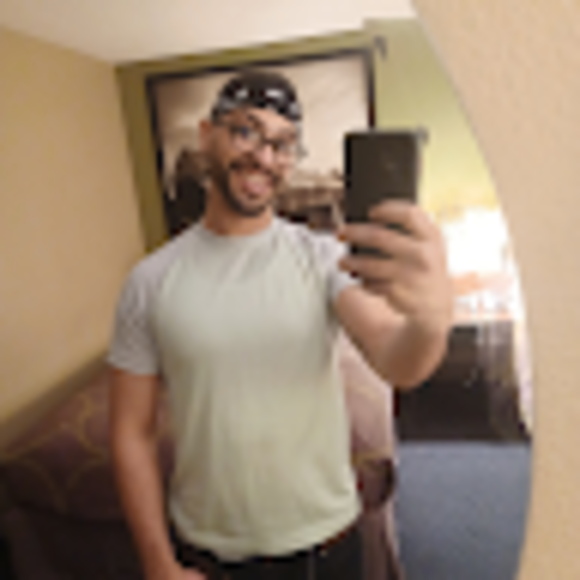 Profile Picture of Seleman Nadeem (@nadeemseleman) on Poshmark