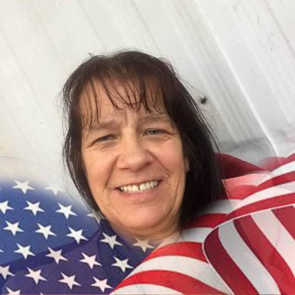 Anette Downard - Poshmark Profile Picture of Anette Downard (@anettedownard) on Poshmark