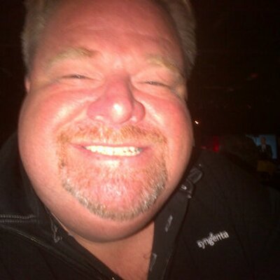 Profile Picture of Howard Lewis (@@Fungushowie) on Twitter