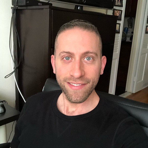 Profile Picture of Andrew Pollak (@anjruchares) on Poshmark