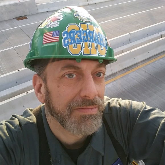 Profile Picture of James Sheehan (@jamessheehan) on Poshmark