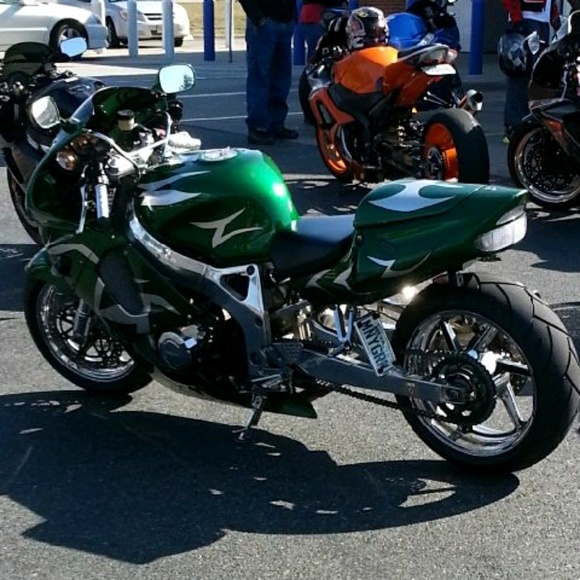 Profile Picture of Vincent Mcrae (@99cbr) on Poshmark