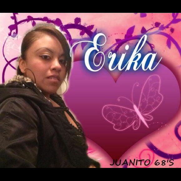 Profile Picture of Erika Lorenzo (@erikalorenzo457) on Poshmark