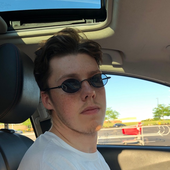 Profile Picture of Adam Wagner (@acwagner317) on Poshmark