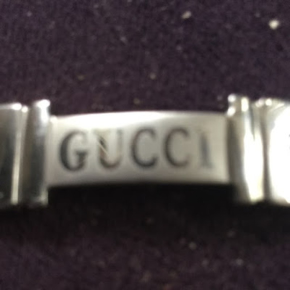 Profile Picture of Daniel Moncada (@danielsstv2007) on Poshmark