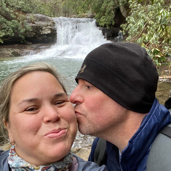 Profile Picture of Alisande Mathis (@alisandemathis) on Poshmark