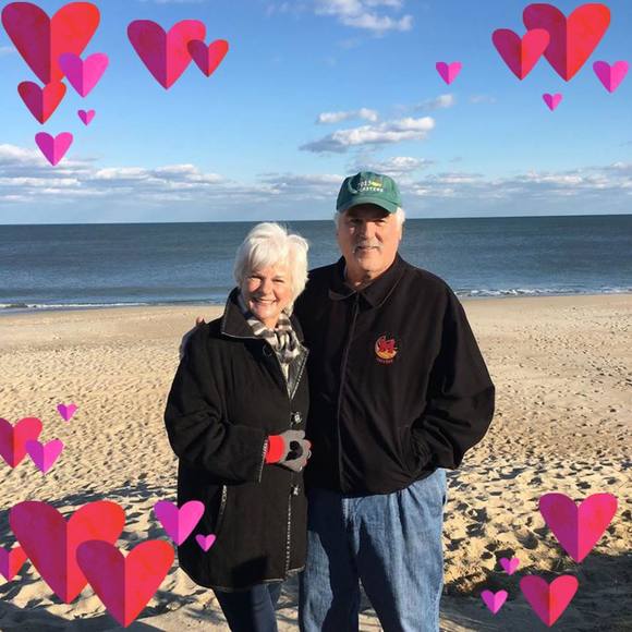 Profile Picture of Pat Senkowski (@psenkowski1) on Poshmark