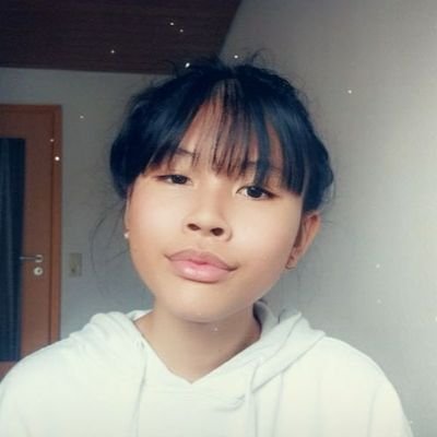 Profile Picture of Anya Rosenmayer (@anya_rmy) on Twitter