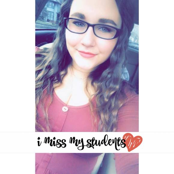 Profile Picture of Skylar Shaw (@skylar_shaw) on Poshmark