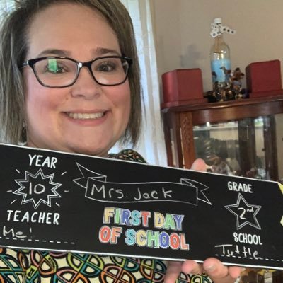 Profile Picture of Mrs. Jack (@JillianJack421) on Twitter